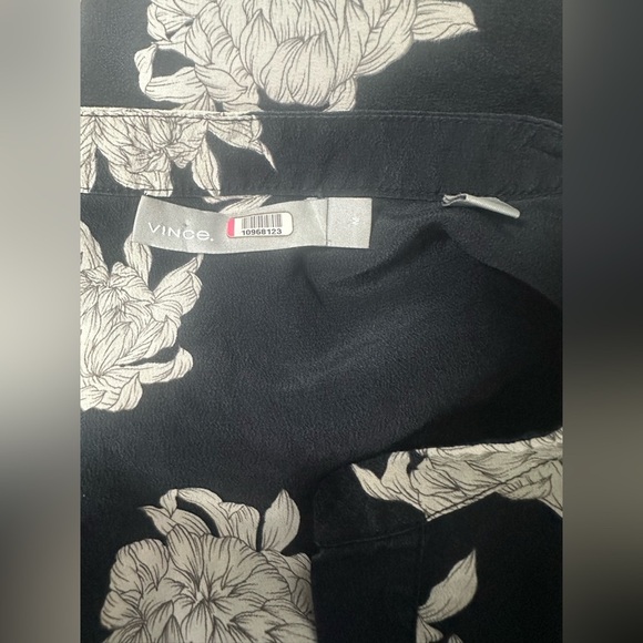 Vince Silk Floral Jumpsuit Black White Chrysanthemum Print Size M - Picture 12 of 12